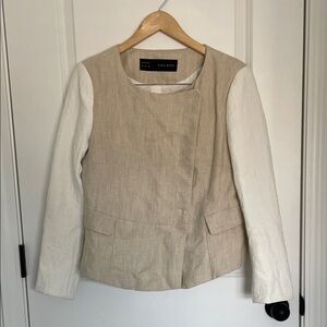 Zara Women’s Two-Tone Beige and White Linen/Cotton Blazer L